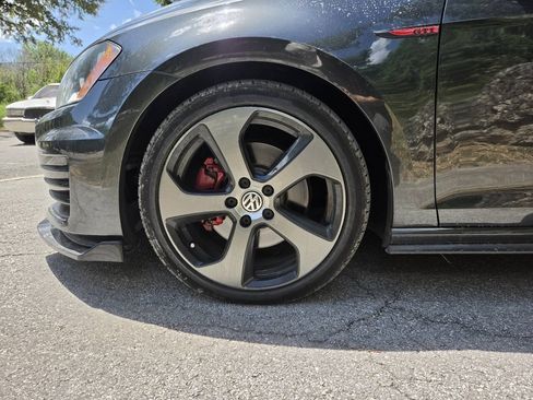 Used 2015 Volkswagen GTI S FWD image 32