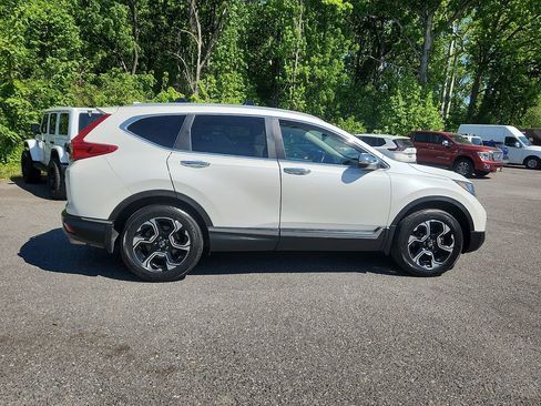 Used 2018 Honda CR-V Touring image 7