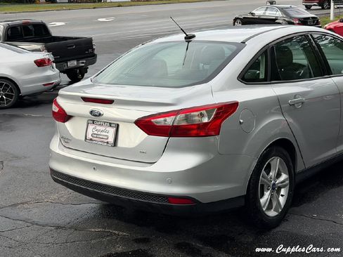 Used 2014 Ford Focus SE FWD image 28