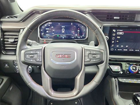 Used 2024 GMC Sierra 1500 AT4 w/ Technology Package AWD/4WD image 29