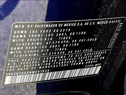 Used 2022 Volkswagen Tiguan SE AWD/4WD image 37