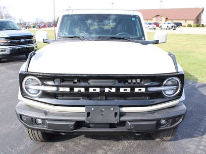 New 2026 Ford Bronco Outer Banks
