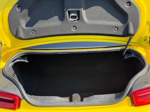 Used 2017 Chevrolet Camaro SS image 13