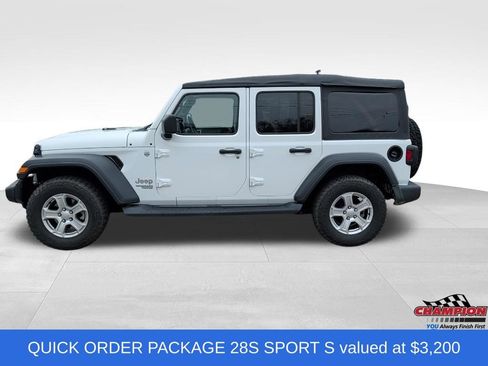 Used 2018 Jeep Wrangler Unlimited Sport S image 2