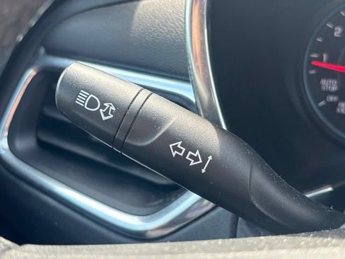 Used 2019 Chevrolet Equinox LT AWD/4WD image 21