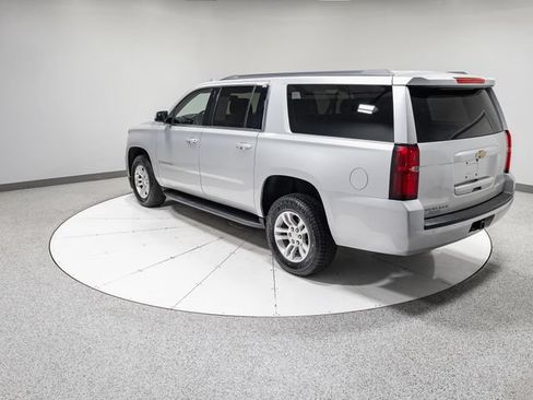 Used 2019 Chevrolet Suburban LS w/ Skid Plate Package AWD/4WD image 32