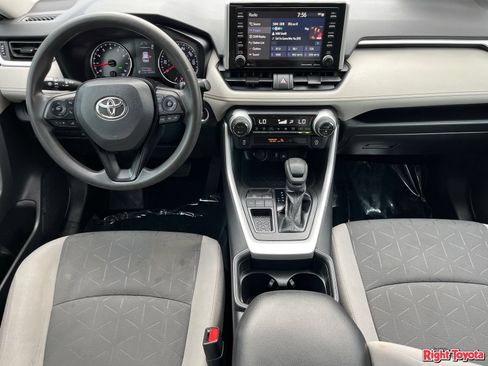Certified 2020 Toyota RAV4 XLE w/ Convenience Package FWD image 16