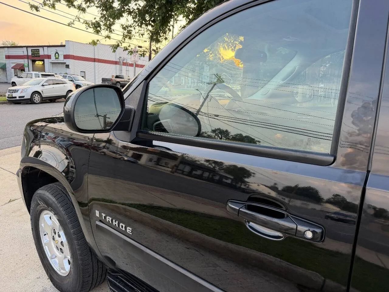 Used 2007 Chevrolet Tahoe LT AWD/4WD image 16