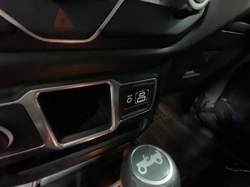 Used 2018 Jeep Wrangler Unlimited Sport AWD/4WD image 15