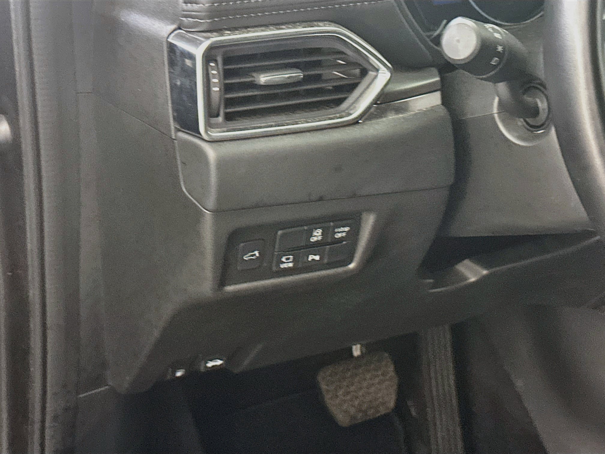 Used 2025 MAZDA CX-5 AWD 2.5 S w/ Premium Plus Pkg image 17