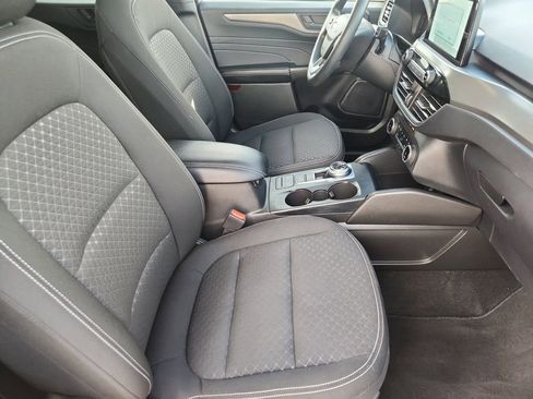 Used 2025 Ford Escape Active AWD/4WD image 15