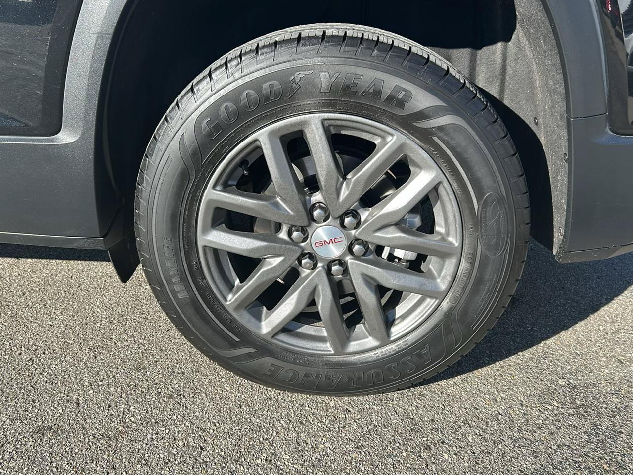 Used 2018 GMC Acadia SLT AWD/4WD image 35