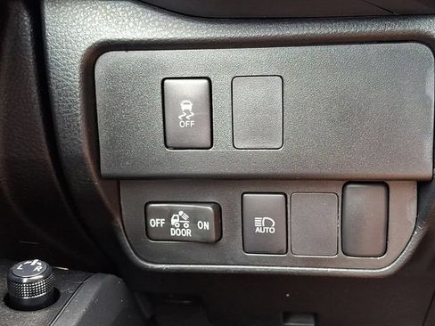 Certified 2023 Toyota Tacoma SR AWD/4WD image 23