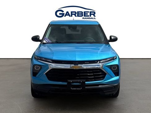 Used 2025 Chevrolet TrailBlazer LS w/ LS Convenience Package FWD image 8