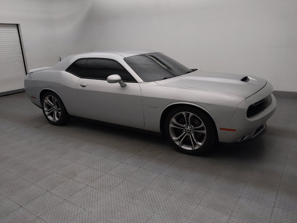 Used 2020 Dodge Challenger R/T RWD image 11