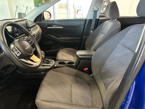 Used 2022 Kia Seltos LX image 25
