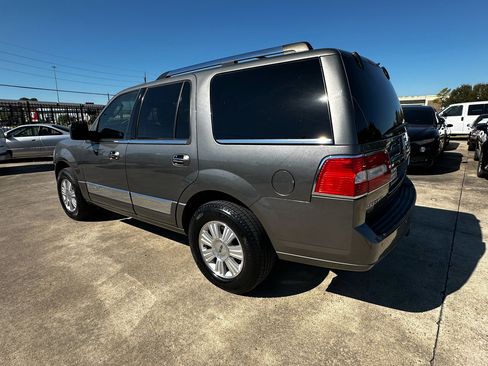 Used 2012 Lincoln Navigator 2WD image 4