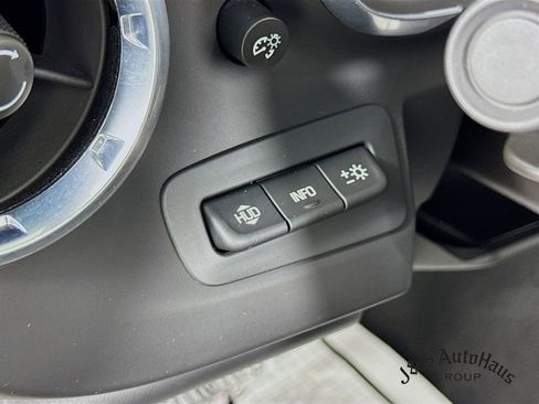 Used 2017 Chevrolet Camaro SS image 10