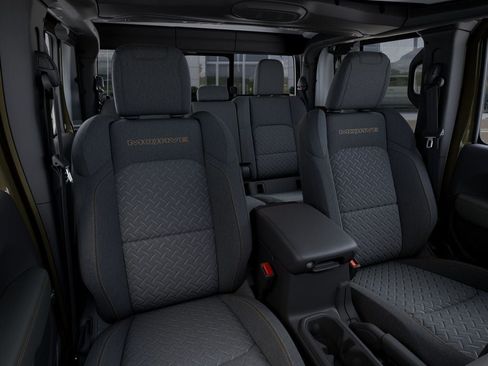 New 2026 Jeep Gladiator Mojave AWD/4WD image 18