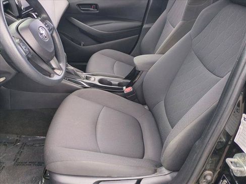 Used 2022 Toyota Corolla LE FWD image 15