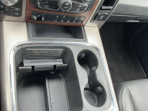 Used 2017 RAM 1500 Laramie w/ Convenience Group AWD/4WD image 17