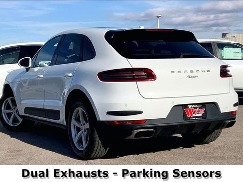 Used 2017 Porsche Macan Base image 11