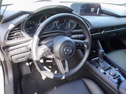 Certified 2025 MAZDA MAZDA3 s image 9