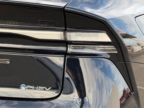 New 2026 Toyota Prius SE image 25