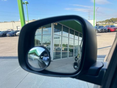 Used 2019 Dodge Grand Caravan SE image 21