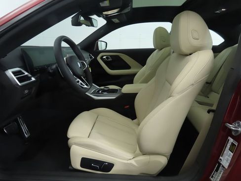 Certified 2025 BMW 230i Coupe w/ M Sport Package RWD image 21