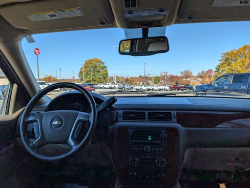 Used 2013 Chevrolet Tahoe LT w/ Texas Edition image 18