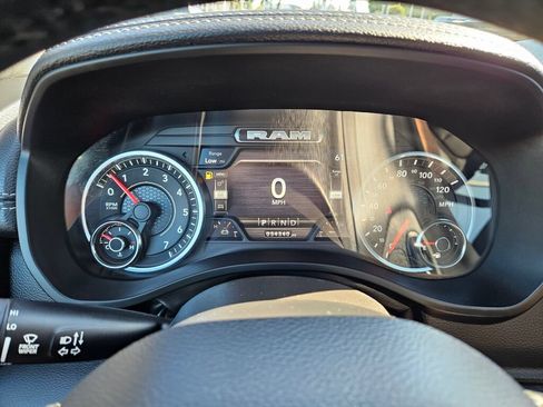 Used 2023 RAM 1500 Laramie AWD/4WD image 20