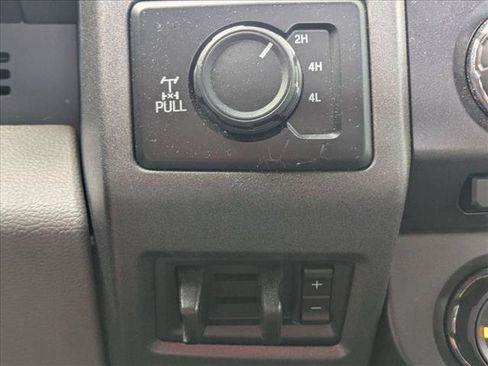 Used 2017 Ford F250 XL w/ STX Appearance Package AWD/4WD image 14