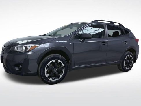 Used 2021 Subaru Crosstrek 2.0i Premium image 4