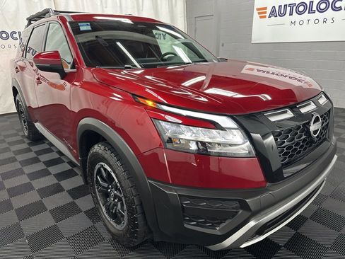Used 2025 Nissan Pathfinder Rock Creek image 2