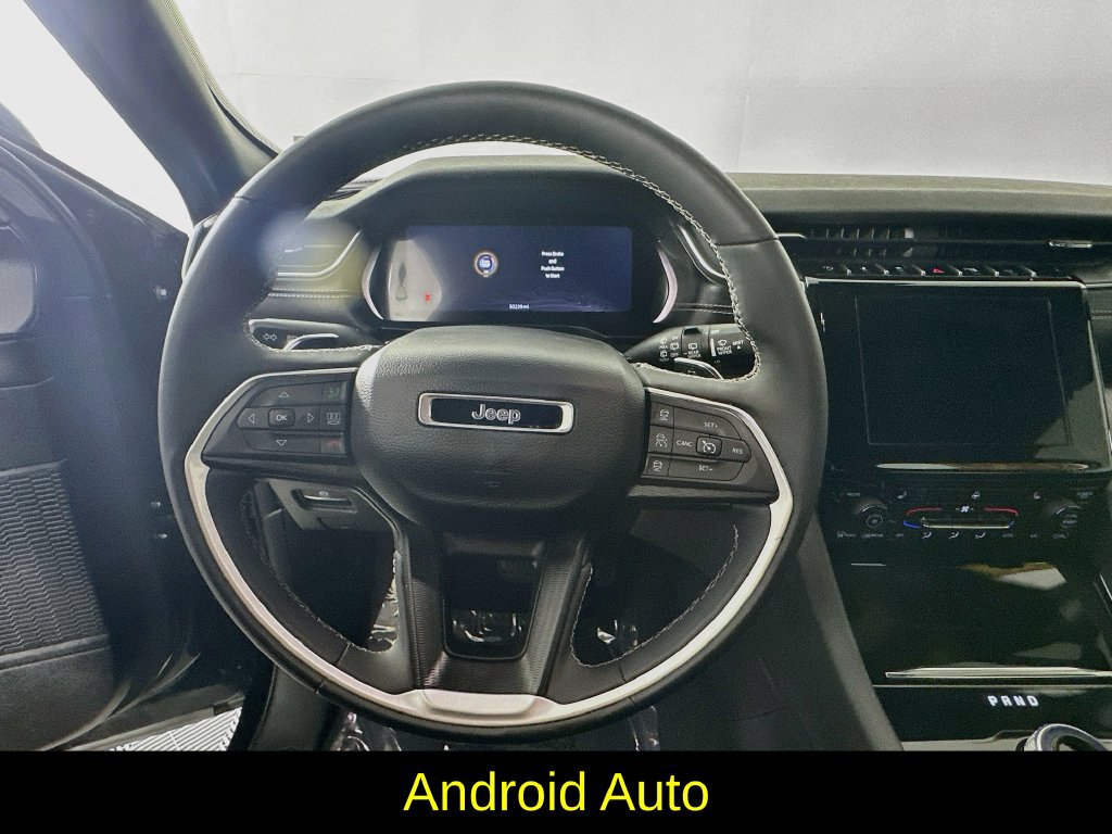 Used 2023 Jeep Grand Cherokee Altitude AWD/4WD image 16