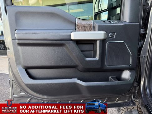 Used 2019 Ford F250 Lariat image 16