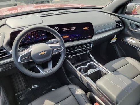 New 2026 Chevrolet Traverse LT w/ Driver Confidence Package AWD/4WD image 22