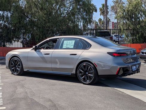 New 2026 BMW 740i 740i image 9