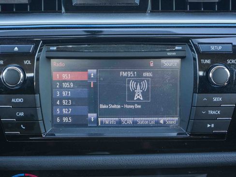 Used 2015 Toyota Corolla S image 15