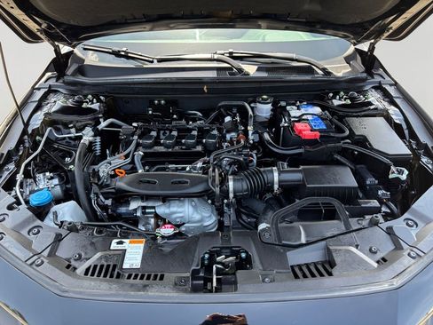 Used 2025 Honda Accord SE image 9