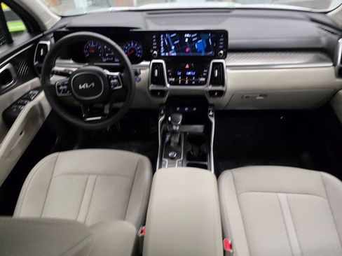 Used 2022 Kia Sorento S w/ Panoramic Sunroof Package FWD image 37