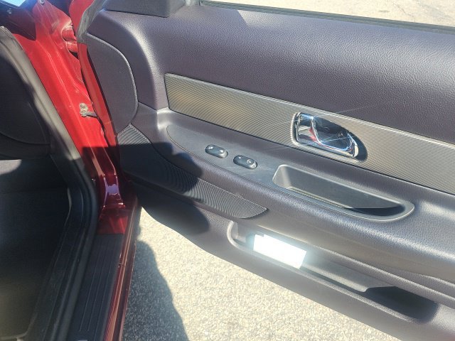Used 2004 Ford Thunderbird RWD image 23