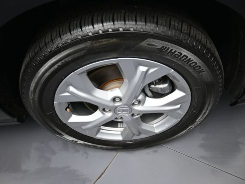 Certified 2025 Honda HR-V LX image 13