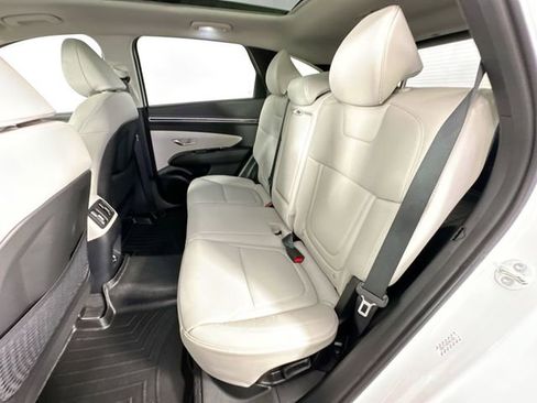 Used 2023 Hyundai Tucson Limited AWD/4WD image 28