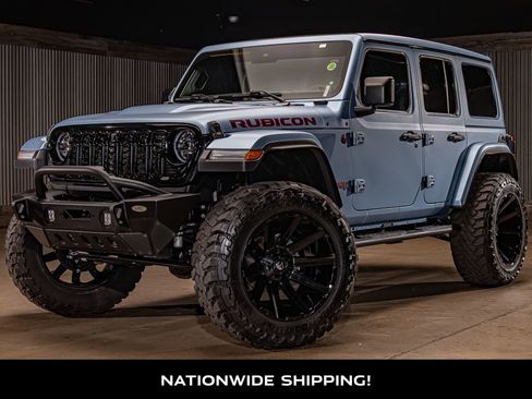 Used 2025 Jeep Wrangler Unlimited Rubicon AWD/4WD image 4