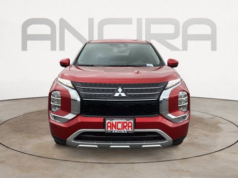 Used 2022 Mitsubishi Outlander SE image 8