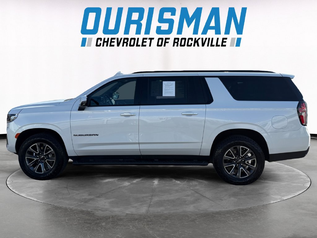 Used 2024 Chevrolet Suburban Z71 w/ Luxury Package AWD/4WD image 3