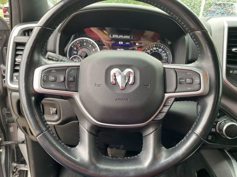 Used 2022 RAM 1500 Big Horn AWD/4WD image 18