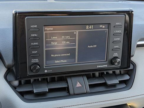 Used 2022 Toyota RAV4 XLE image 31